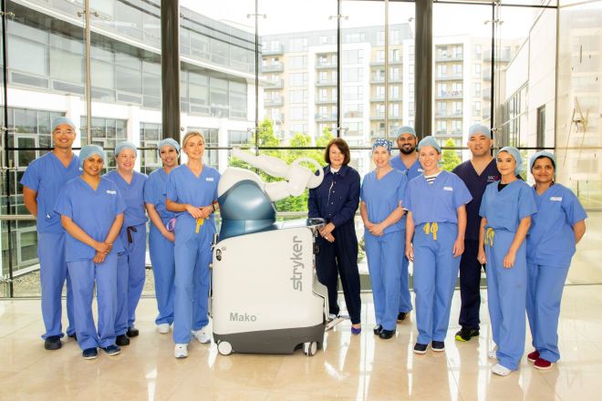 UPMC Sports Surgery Clinic completes Europe’s First Stryker Mako Shoulder procedure 1 260611 NCPJB 020
